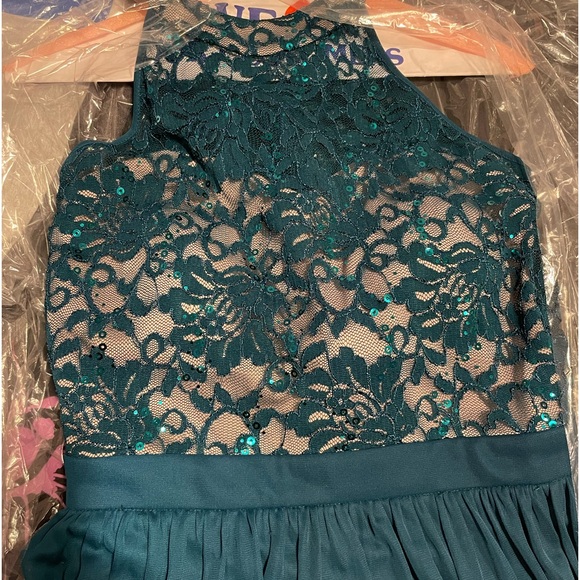 Emerald Green Halter Dress - Picture 2 of 4